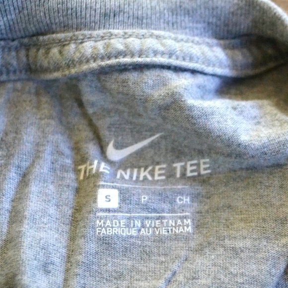 NWT Nike Gray Cotton T-shirt Nike Is Woman Short Sleeve Shirt Size Small - Picture 2 of 5